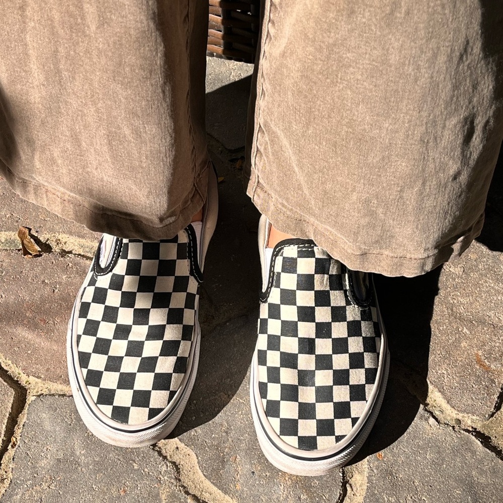 Checkered vans 6.5womens LIKE NEW